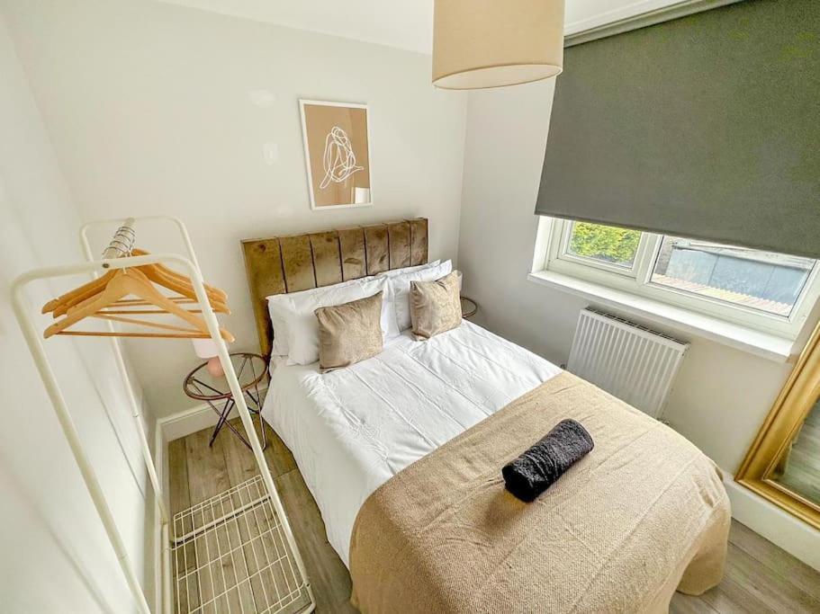 New Cosy Luxury 3 Bedroom House In Battersea Апартаменты *